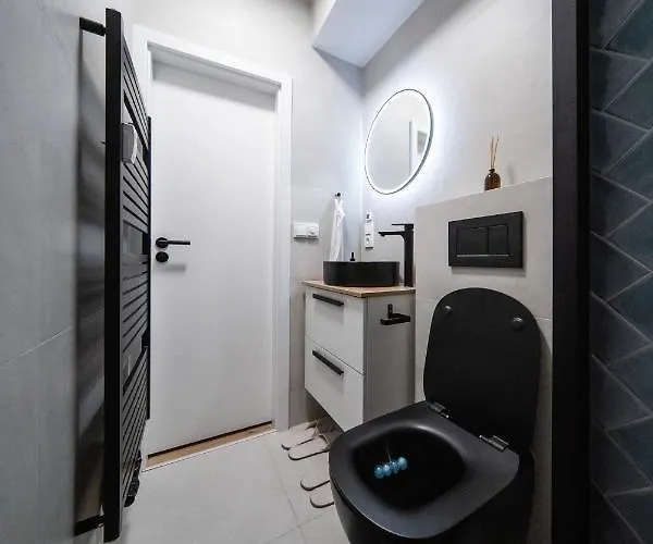 Maly Byt S Balkonem & Free Parking Appartement Prague